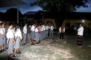 Sekolah jam 5 pagi Sekolah Jam 5 Pagi