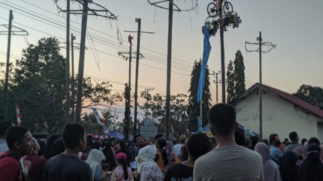 kemeriahan HUT RI Di desa panggung